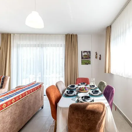 מלון With Balcony In Fethiye 4*